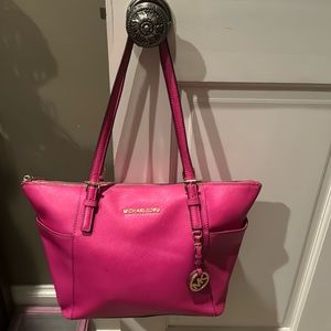 Michael Kors shoulder bag, fuchsia